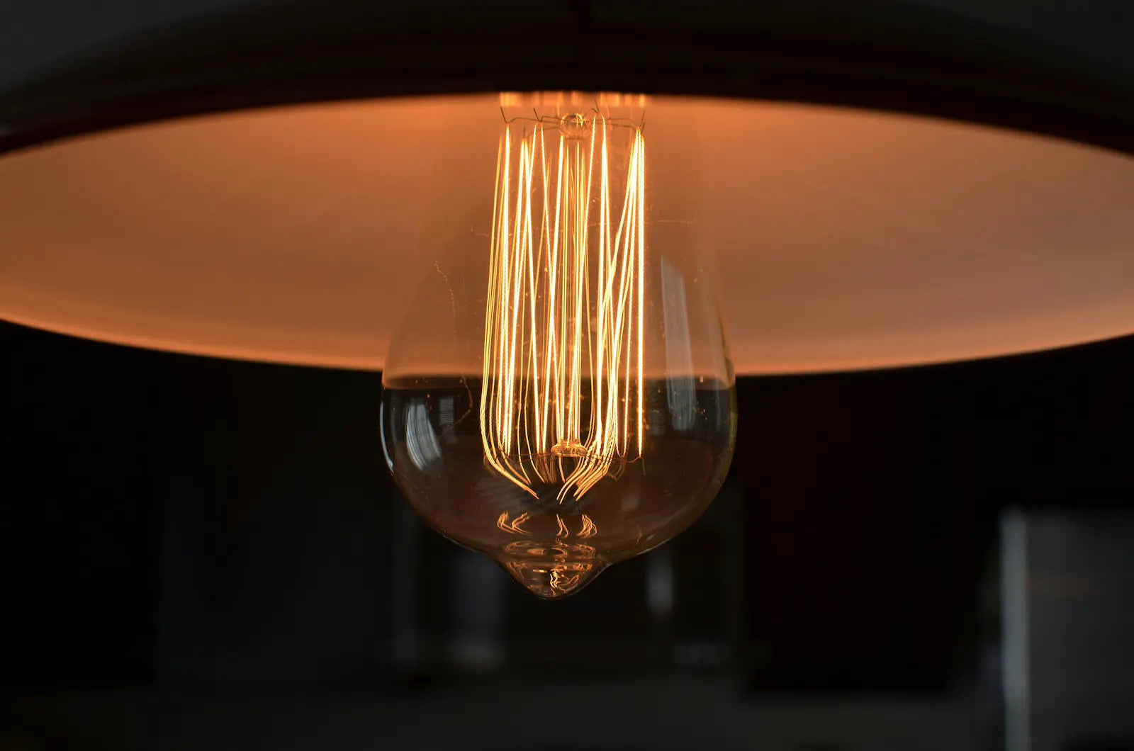 Suspension ampoule apparente : le guide complet du style Edison